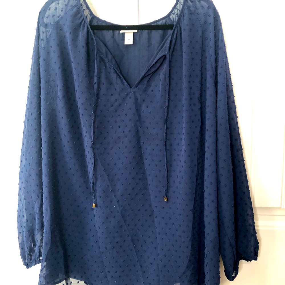 Flowy navy blouse